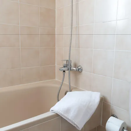 Gemelos 4 - Beninter ホテル