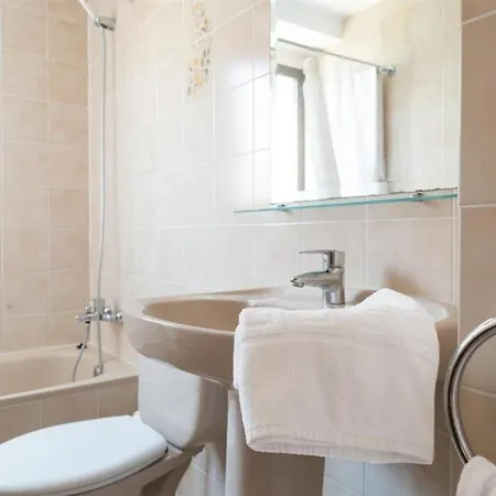 Gemelos 4 - Beninter 3*