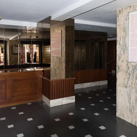 Gemelos 4 - Beninter Hotel